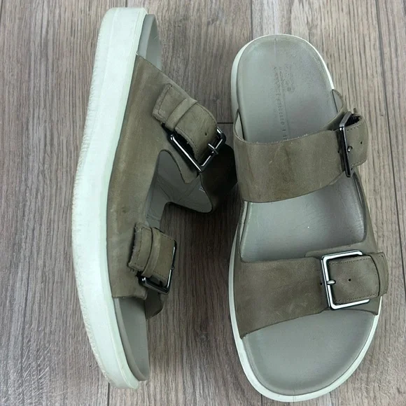 ECCO Men's Flowt Lux Slide Flat Sandal - Picture 2 of 6